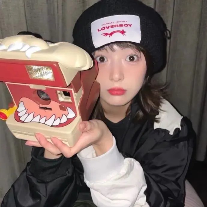 沉默不语的顾小姐